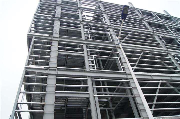 锡林格勒盟高层钢结构的支撑布置与构造需要符合哪些规范